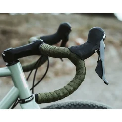 Stuurlint < Ergon BT Gravel Handlebar Tape - merlot red