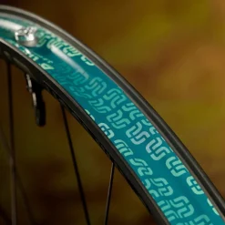 e*thirteen Tubeless Velglint - 28mm x 8m - seafoam