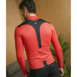 Windjacks|Racefietsjacks < Etxeondo Dena Gore-Tex Windstopper Jas Heren - Rood/Zwart