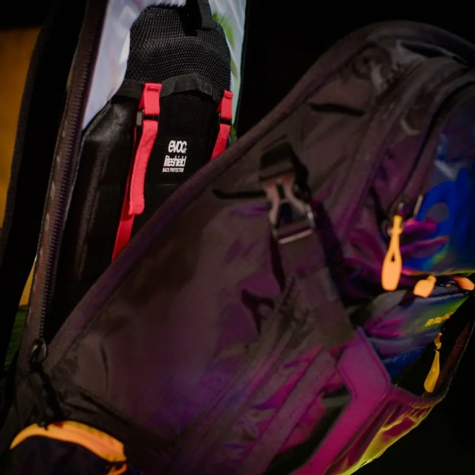 Drinkrugzakken < Evoc Fr Trail Blackline 20 Protector Rugzak - Zwart