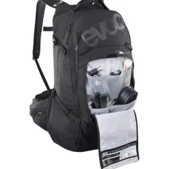 Drinkrugzakken < Evoc Trail Pro Blackline 26 Protector Rugzak - Zwart