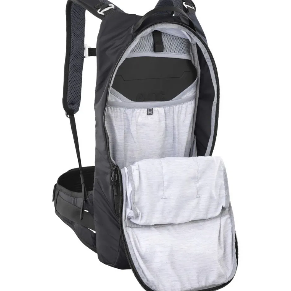 Drinkrugzakken < Evoc Trail Pro Blackline 10 Protector Rugzak - Zwart