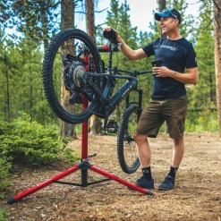 Feedback Sports Pro Mechanic HD Reparatiestandaard - rood