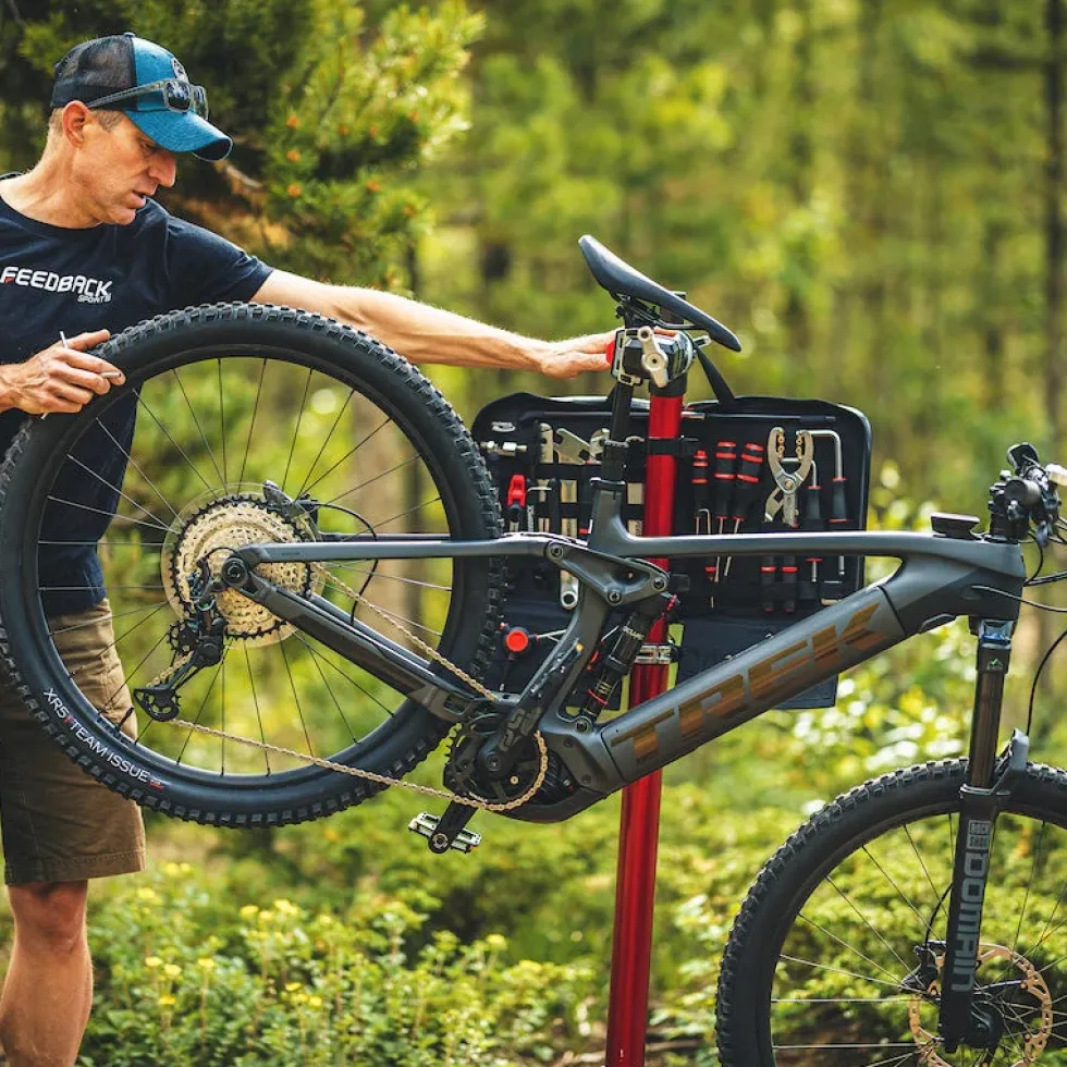 Feedback Sports Pro Mechanic Reparatiestandaard - rood