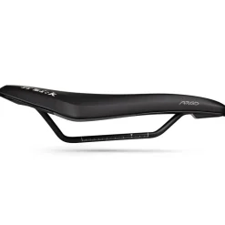 Fizik Terra Argo X5 - Zadel - zwart | 150mm