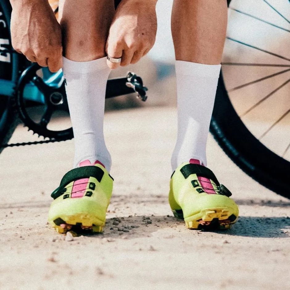 Mtb-Schoenen|Mtb-Schoenen < Fizik Vento Ferox Carbon MTB-Schoenen Unisex - lime/purple