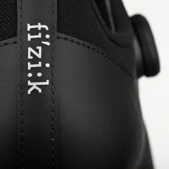 Klikschoenen|Wielrenschoenen < Fizik Vento Omna Racefietsschoenen Unisex - zwart/zwart