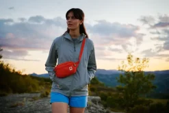 Heuptassen & Drinkgordels < Fjällräven High Coast 1.5L Heuptasje - blackberry