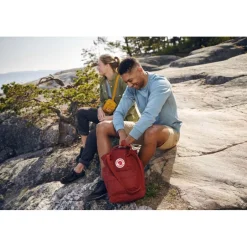Heuptassen & Drinkgordels < Fjällräven Kånken Heuptasje 2L - zwart
