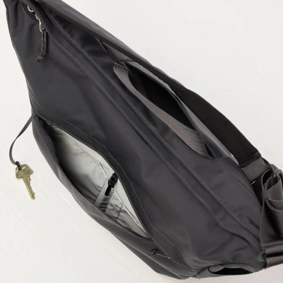 Messenger Bags En Schoudertassen < Fjällräven Färden Crossbody Schoudertas 18L - navy