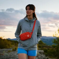 Heuptassen & Drinkgordels < Fjällräven High Coast 1.5L Heuptasje - patina green
