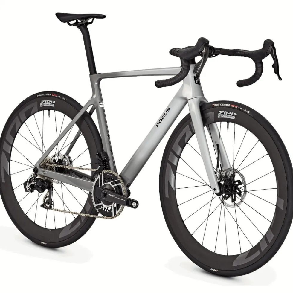 FOCUS IZALCO MAX 9.0 - Carbon Racefiets - 2025 - Silver Glossy / Dark Silver Glossy