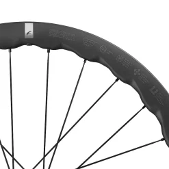 Fulcrum SHARQ Wielset 42 - 28