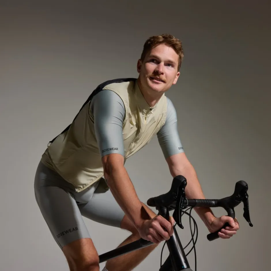 Bib Shorts|Wielrenbroeken < GOREWEAR Ditance 3.0 Fiethort et brete voor heren - back 9900