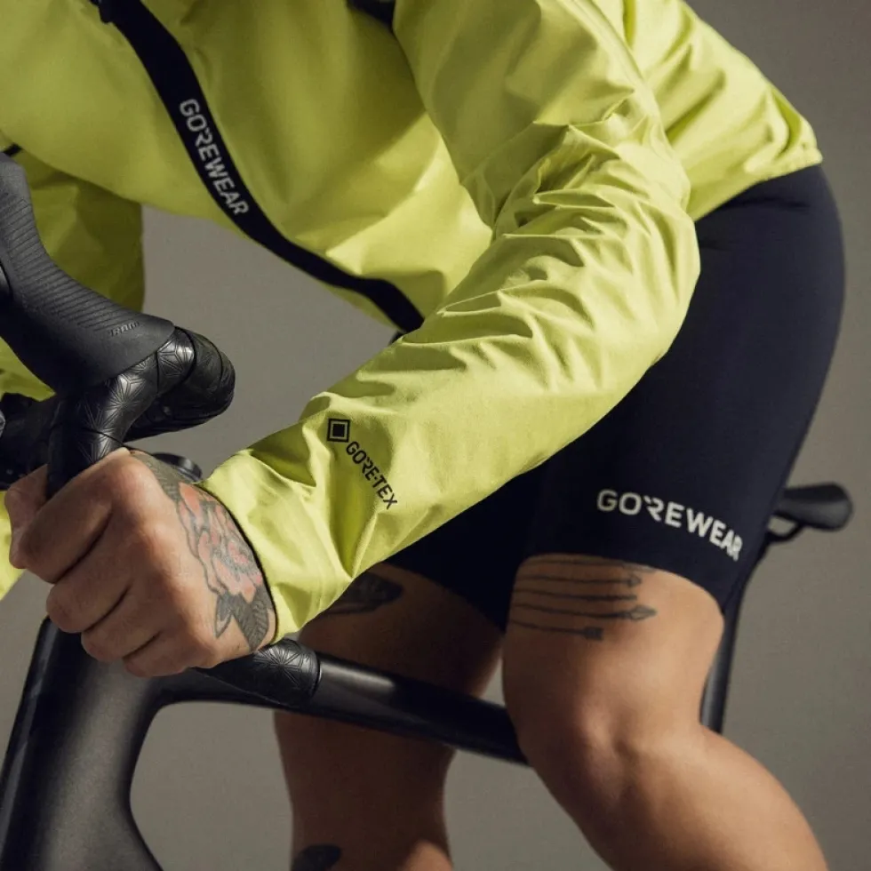 GOREWEAR Spinshift Fietsshort+ met Bretels Heren - zwart 9900