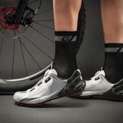 Fietssokken < GripGrab erino Reguar Cut okken - et van 3 - Zwart