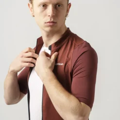 Wielershirts < GripGrab RIDE Fiethirt et Korte ouwen Heren - Dark Red
