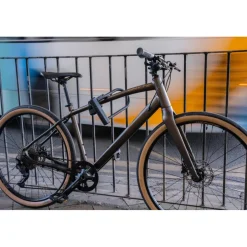 Hiplok Urban D Beugelslot met framebevestiging - all black