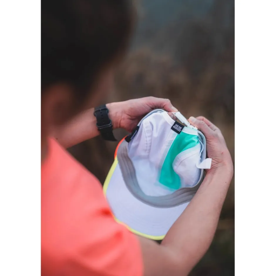 Mutsen < INCYLENCE Hardlooppet V1 - Signature White Mint Inferno