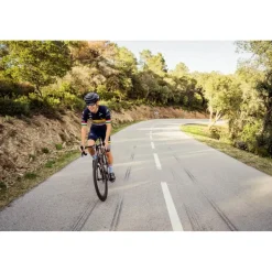 Sokken|Sokken < INCYLENCE Merino Light Lanes Sokken - Water Pink