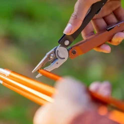Leatherman Rebar Multitool - Heathered Cranberry