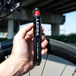 Lezyne CLIK Drive HP Minipomp - zwart