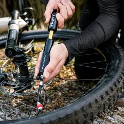 Lezyne CLIK Drive HV Minipomp - zwart