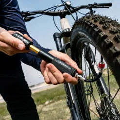 Lezyne CLIK Drive HV Minipomp - zwart