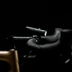 Lezyne Macro Drive 1400+ Fietslamp Vooraan - satin black