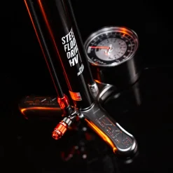 Lezyne Steel HV Floor Drive Vloerpomp - mat zwart