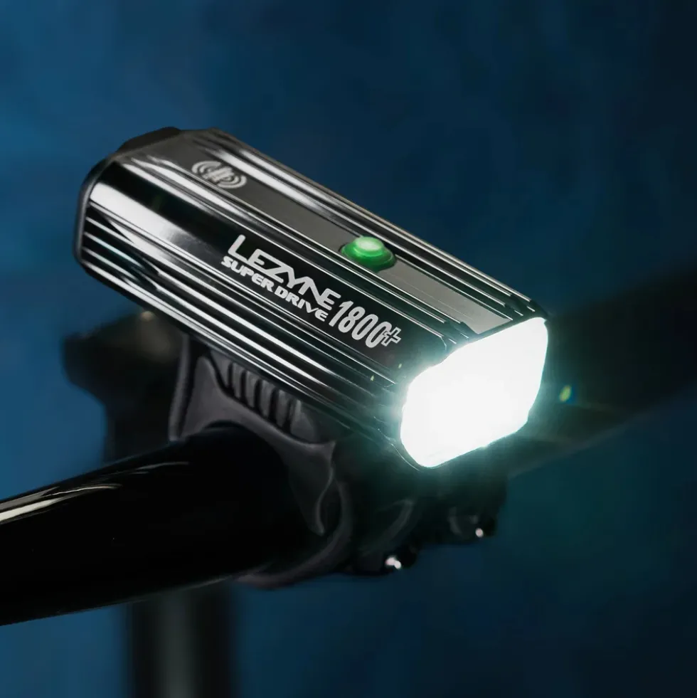 Lezyne Super Drive 1800+ Smart / KTV Pro Smart Loaded Kit Verlichtingsset - zwart
