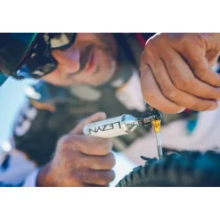 Lezyne Tubeless CO2 Blaster 2in1 Pump & Repair Set incl. 2 Cartridges - black/gold