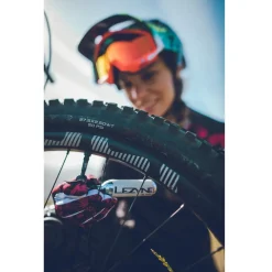 Lezyne Twin Speed Drive CO2 Pompkop - glanzend zwart