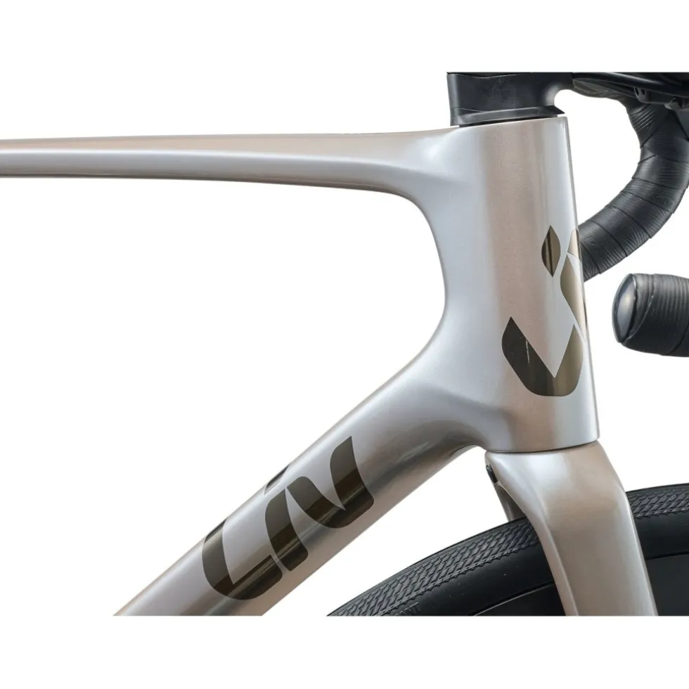 Liv AVAIL ADVANCED 0 - Dames Carbon Racefiets - 2026 - Camel Silk