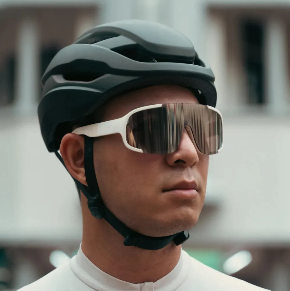 Lumos Ultra Fly MIPS Helm + Firefly Helmlicht - Atomic Salomon