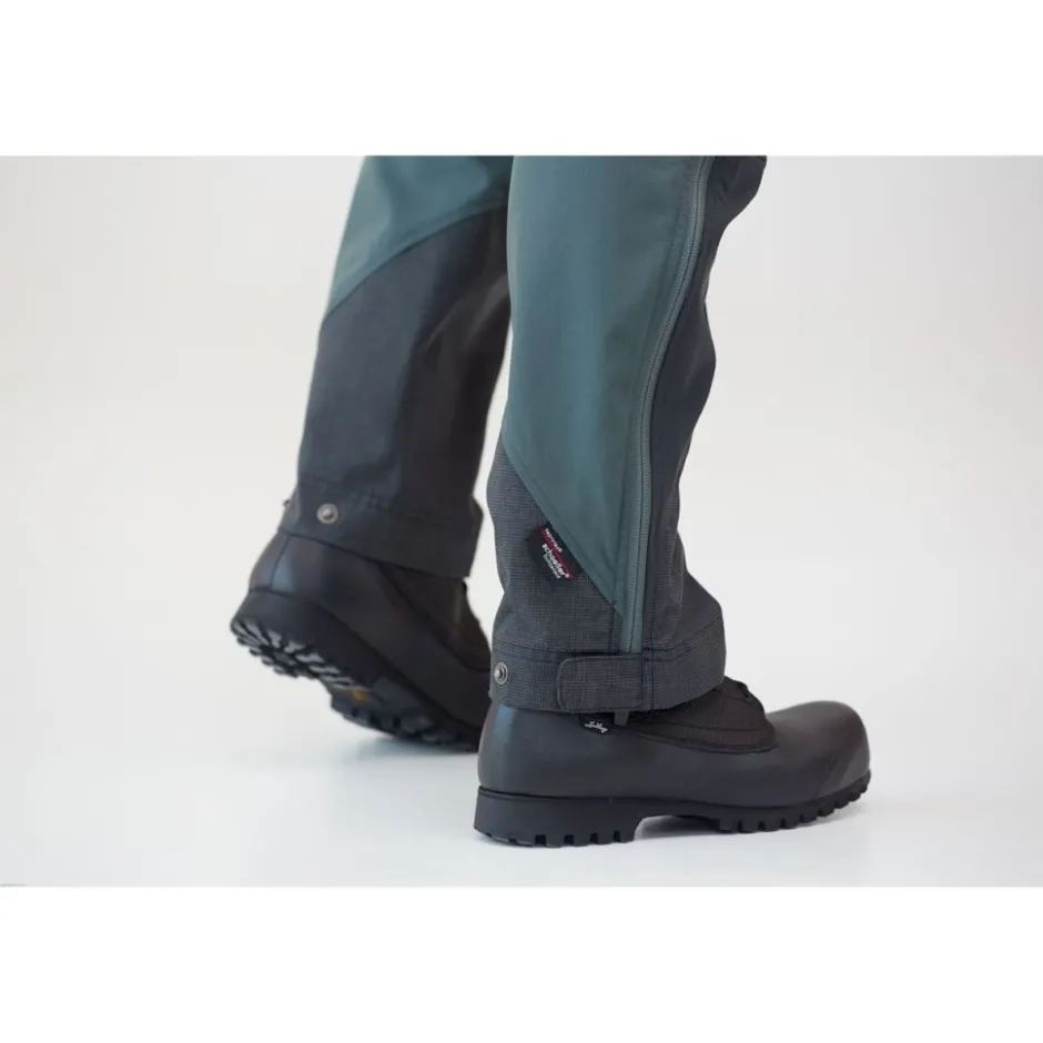 Broeken & Rokken < Lundhags Makke Wandelbroek Dames - Regular - Forest Green 604