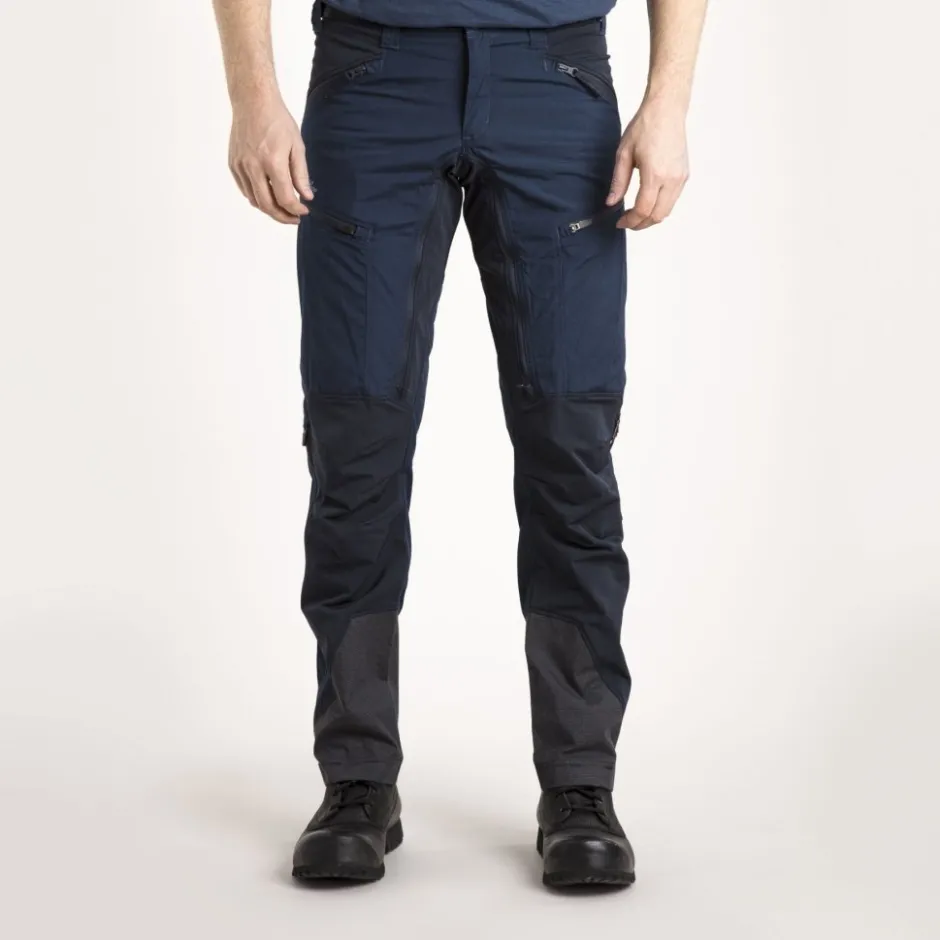 Broeken & Rokken < Lundhags Makke Wandelbroek Heren - Kort - Light Navy/Deep Blue 671