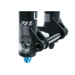 Manitou Mezzer Pro Veervork - 29 Inch - 160mm - Tapered - 44mm Offset - 15x110mm - black