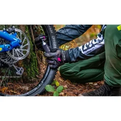 Muc-Off MTB Inflator Kit Co2