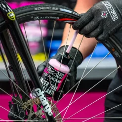 Banden Accessoires En Tubeless|Gereedschap En Onderhoud < Muc-Off No Puncture Hassle Afdichtmiddel voor Binnenband - 300ml