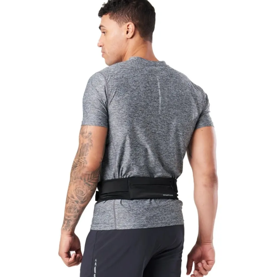 Tassen < Nathan Sports Adjustable Fit Zipster 2.0 Hüfttasche Heuptas - Zwart