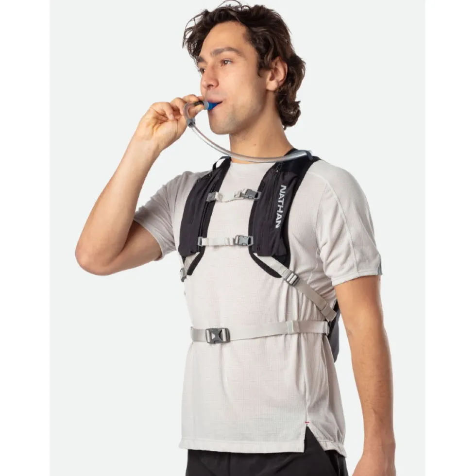 Nathan Sports Crossover Pack - 15L Hydration Pack - Black/Vapor Grey