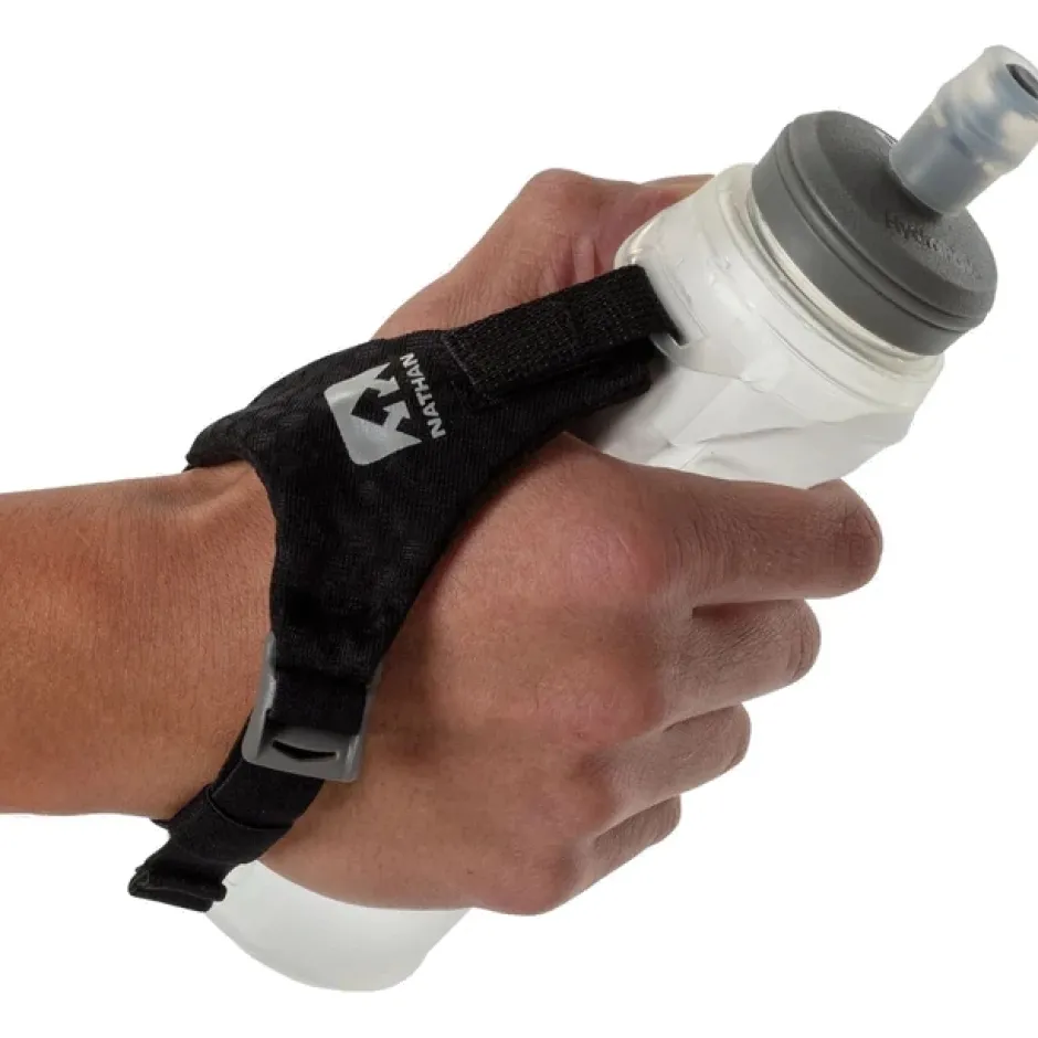 Bidons < Nathan Sports ExoShot Lite 14oz/414ml Handheld Bottle - black / reflective silver