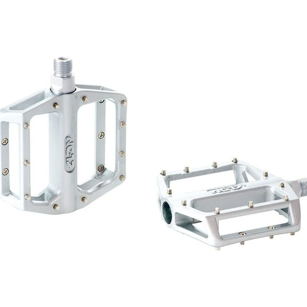 NC-17 STD II Pro Platform Pedal - silver