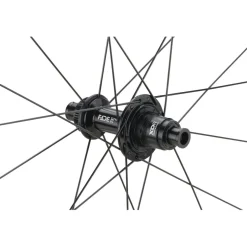 Newmen Advanced G.34 Wielset - 28" | Carbon | Hookless | Centerlock - 12x100mm | 12x142mm - XDR