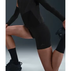 Broeken & Rokken < Nike Trai Dri-FIT 4" Korte Tight Dae - zwart/zwart HV2352-010