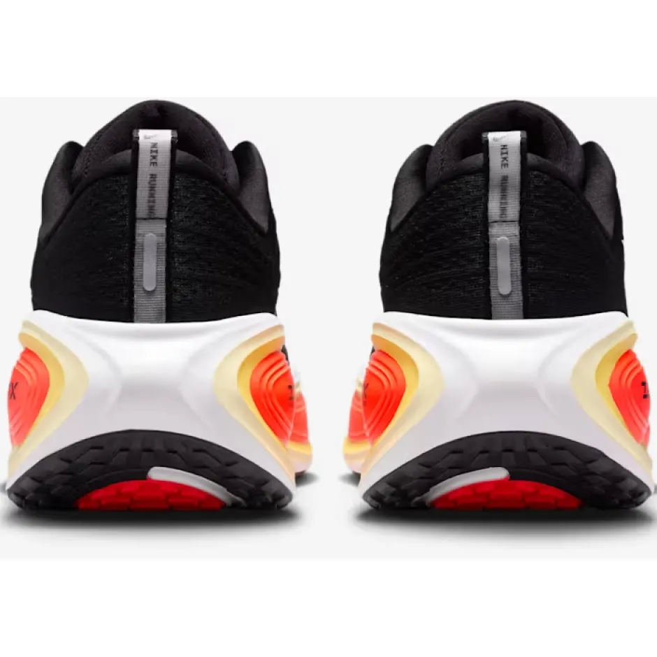 Hardloopschoenen Voor Op De Weg|Hardloopschoenen Heren < Nike Vomero Plus Hardloopschoenen Heren - black/bright crimson/sail/white HV8150-009