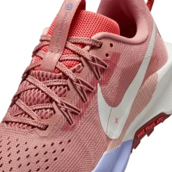 Hardloopschoenen Dames|Schoenen < Nike Pegasus 5 Trailrunning Schoenen Dames - red stardust/mars stone-sail-lilac ice DV3865-601