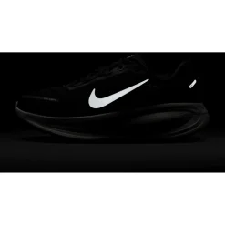 Nike Vomero 18 Hardloopschoenen Dames - black/coconut milk/light iron ore/coconut milk HM6804-005