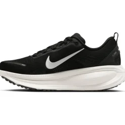 Nike Vomero 18 Hardloopschonen Heren - black/coconut milk/light iron ore/summit white HM6803-007